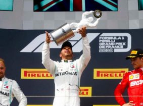 Sin despeinarse Hamilton sigue triunfando en la F1
