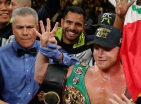 ‘Canelo’ Álvarez se proclama campeón de la OMB