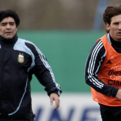 Maradona, sobre Messi: “Lo llenan de presión injustamente, qué es eso de comparar”
