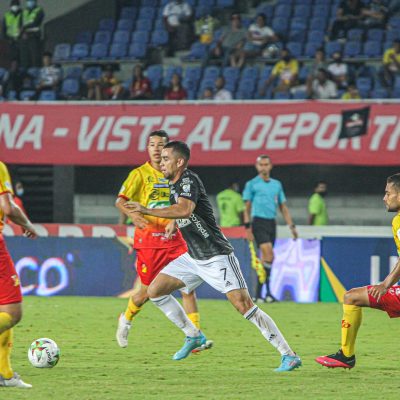 No ha encajado aún en Junior: Esto dijo Juan Cruz Real sobre este jugador