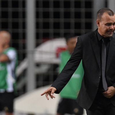 No lo soportan: Hinchas del Cali no quieren a Dudamel