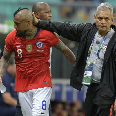 Un jugador chileno no perdonó a Reinaldo Rueda: “Se fue a robar toda la plata a Chile”