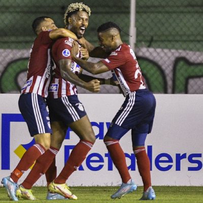 Todo el mundo los quiere: Omar Albornoz Y Yesus Cabrera son la sensación en Barranquilla