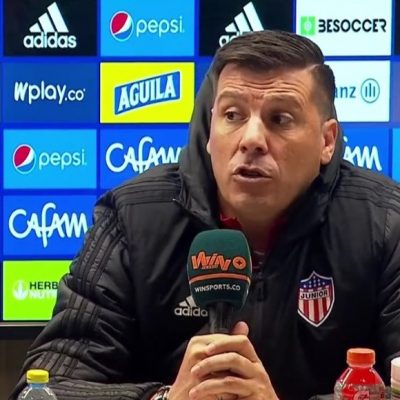 El enojo de Juan Cruz Real: Mandó a “estudiar” a un periodista