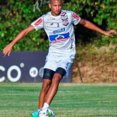 El primer refuerzo : Este jugador regresa a Junior tras su paso por Brasil