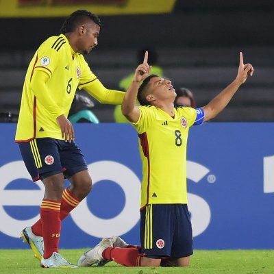 “Aquí regalan los jugadores, a los directivos no sé que les pasa”: Teo Gutiérrez