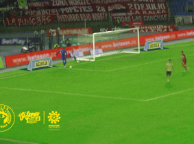 Goles no oficiales: La nueva estrategia de Aguila para el fútbol colombiano