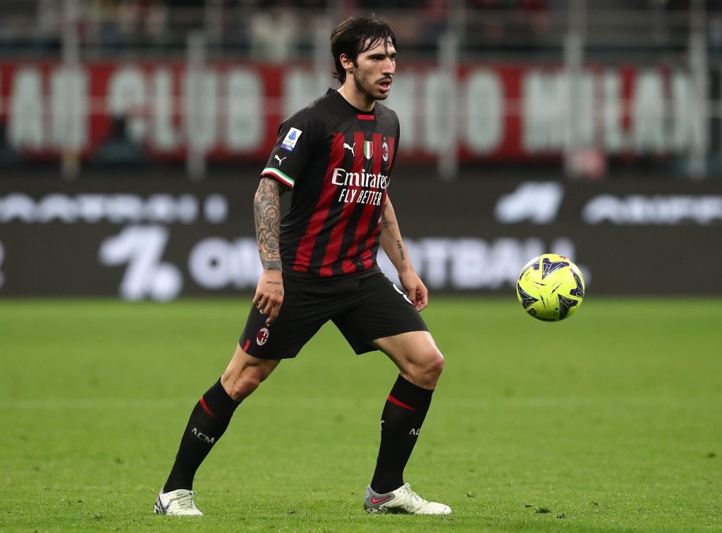 ¿A la Premier League? Newcastle estaría cerca de cerrar la llegada de Sandro Tonali