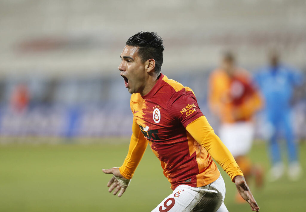 Radamel Falcao sigue confirmando su gran inicio goleador en la Superliga de Turquía 2020-21