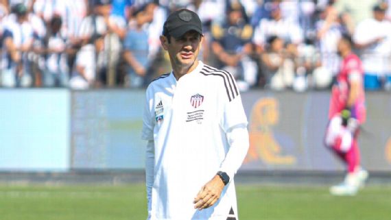 “El fútbol es impredecible y las cosas no salieron bien” Arturo Reyes sobre su salida de Junior